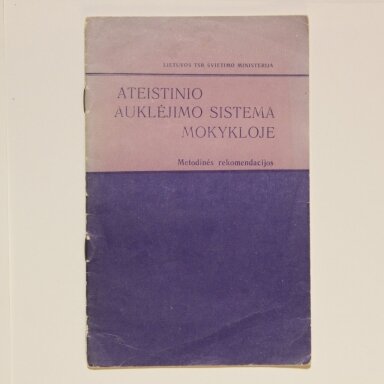 Ateistinio auklėjimo sistema mokykloje