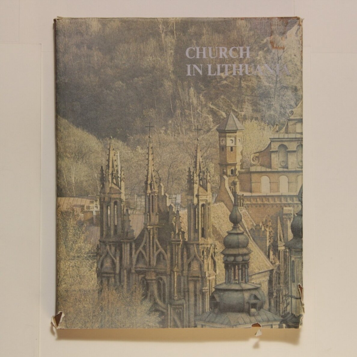 Bažnyčia Lietuvoje = Сhurch in Lithuania Bažnyčia Lietuvoje = Сhurch in Lithuania
