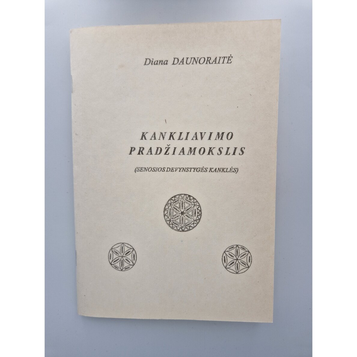 Kankliavimo pradžiamokslis : (senosios devynstygės kanklės)