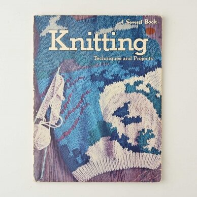 Knitting Knitting