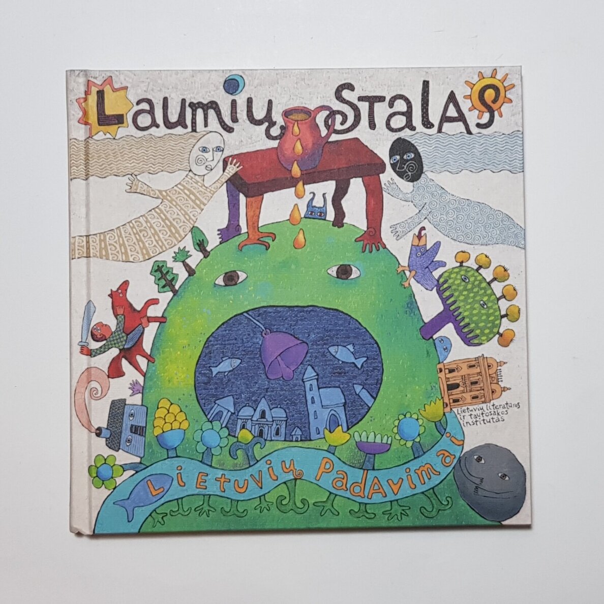 Laumių stalas. Lietuvių padavimai Laumių stalas. Lietuvių padavimai