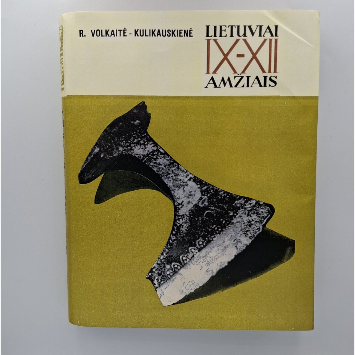 Lietuviai IX-XII amžiais