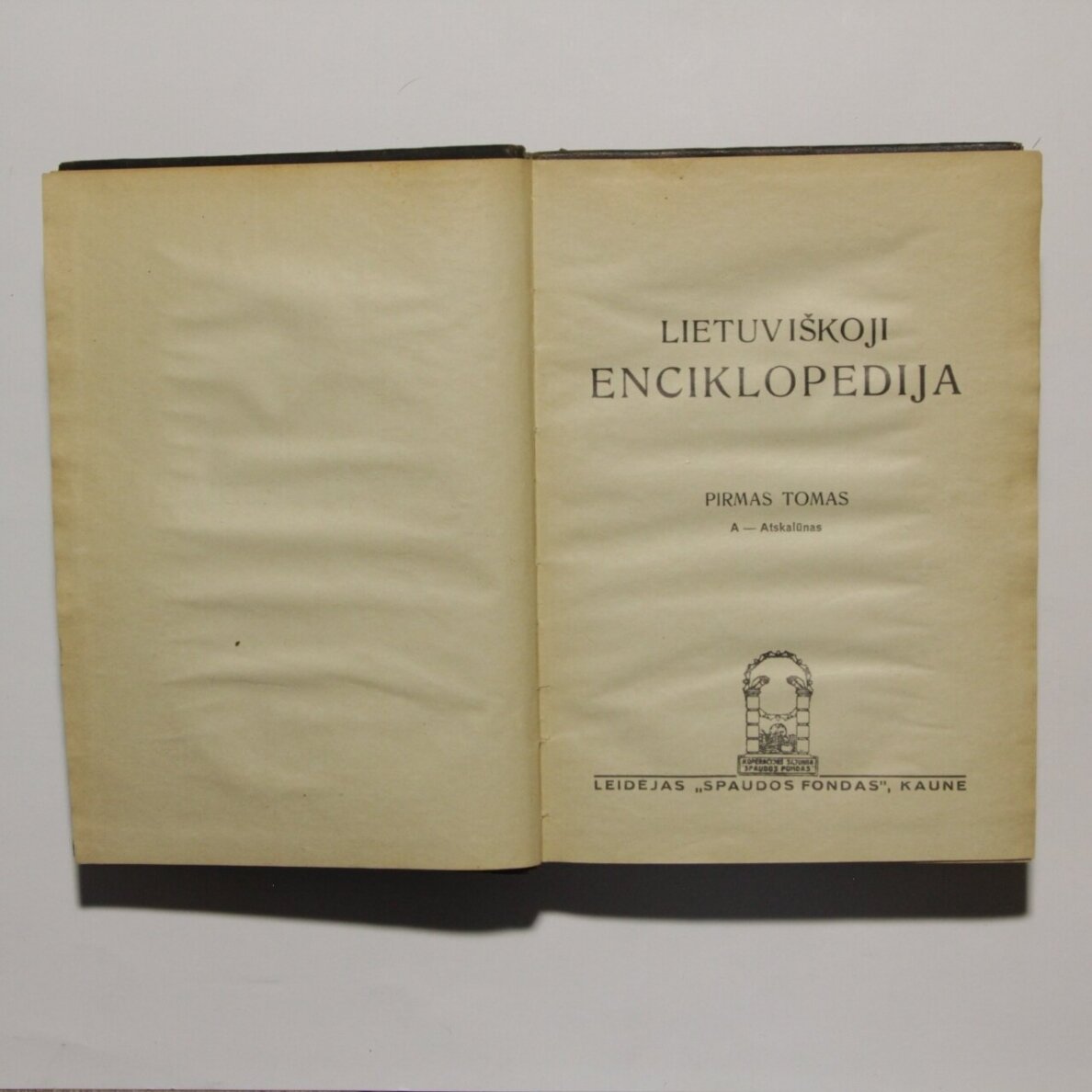 Lietuviškoji enciklopedija T. 1 1 Lietuviškoji enciklopedija T. 1 1