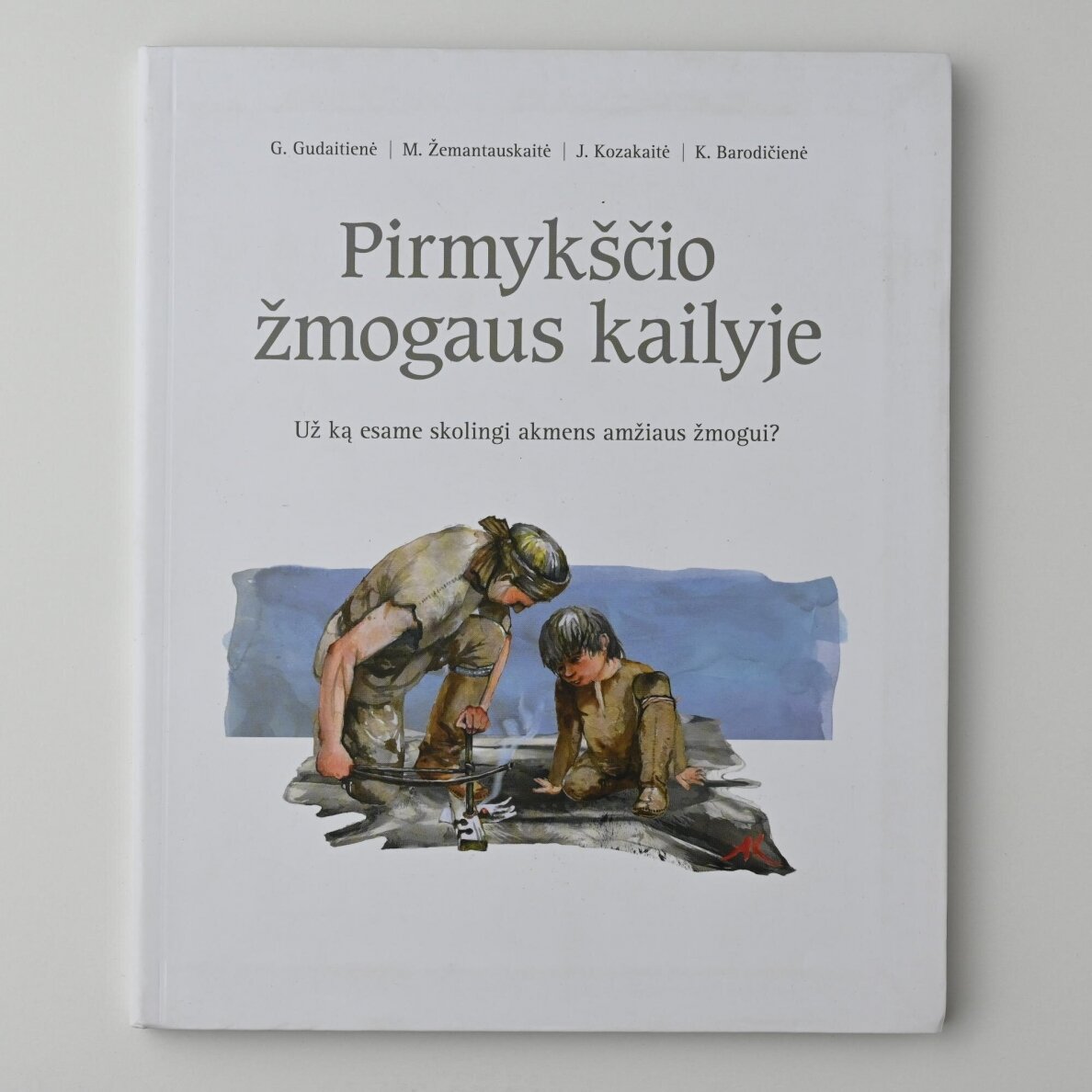 Pirmykščio žmogaus kailyje
