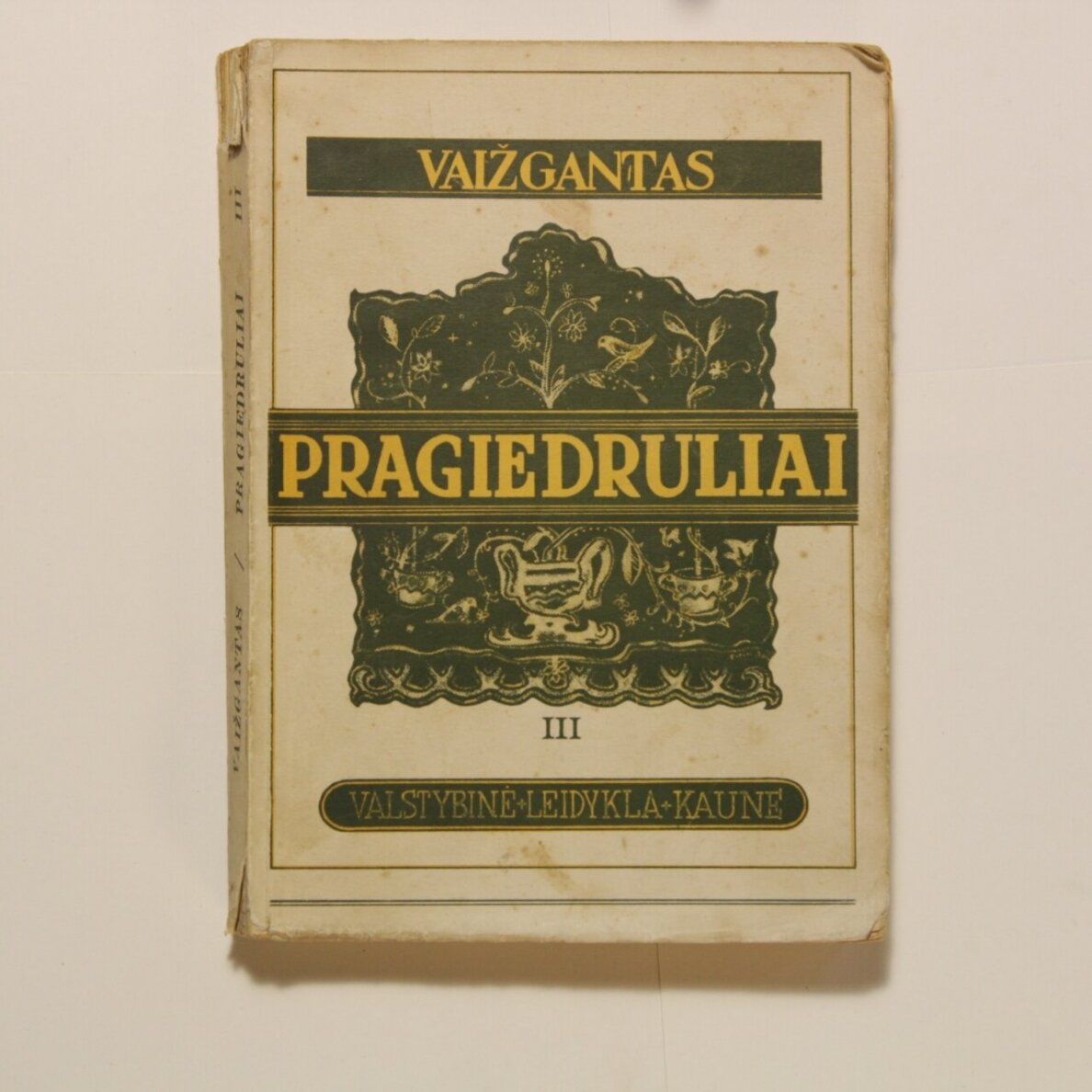 Pragiedruliai : vaizdai kovos dėl kultūros, T. 1 - T. 4 2 Pragiedruliai : vaizdai kovos dėl kultūros, T. 1 - T. 4 2