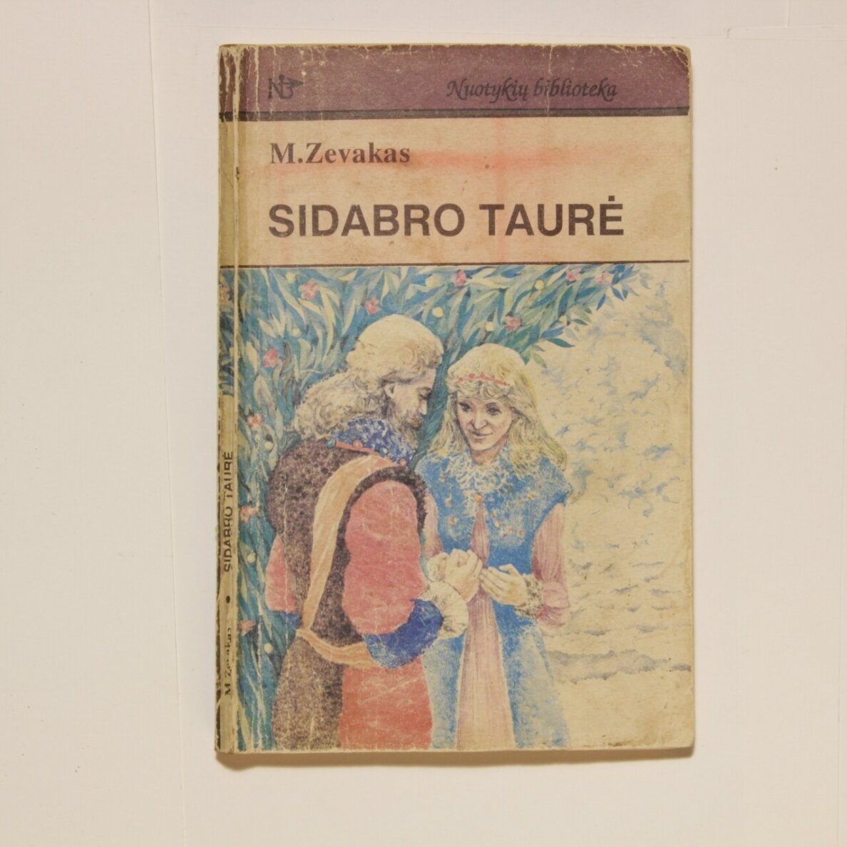Sidabro taurė : (Bordžijų lizdas) Sidabro taurė : (Bordžijų lizdas)