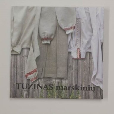 Tuzinas marškinių Tuzinas marškinių
