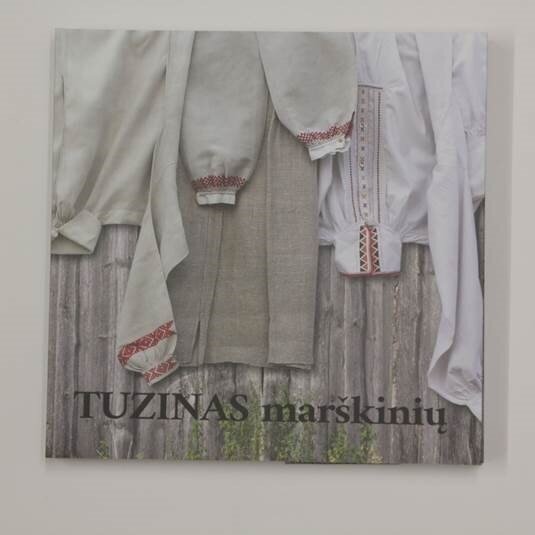 Tuzinas marškinių Tuzinas marškinių