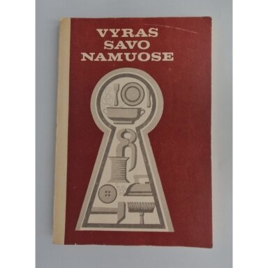 Vyras savo namuose